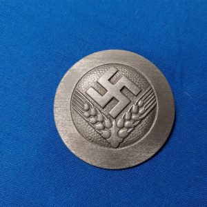 world-war-two-german-womans-RAD-group-rank-pin-broach-round-pattern-in-fine-zinc-with-original-pin