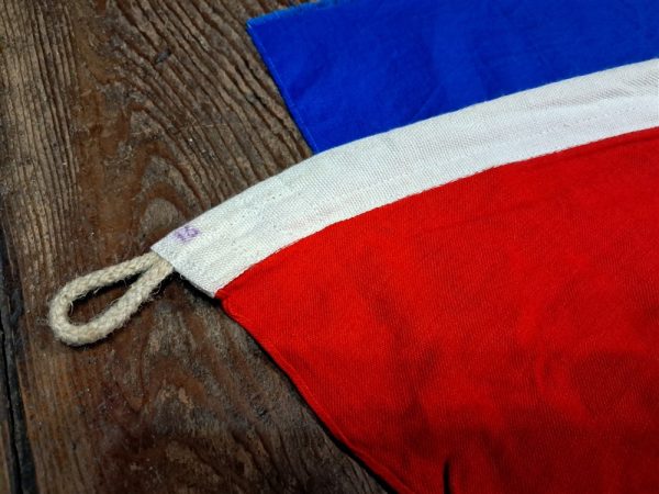 world-war-two-womans-r-a-d-pennant-youth-large-80-inches-long-with-rope-loops-end-scarce-unissued