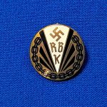 world-war-two-german-r-b-k-membership-pin-for-the-physicaly-disabled-enamel-front-original-pin