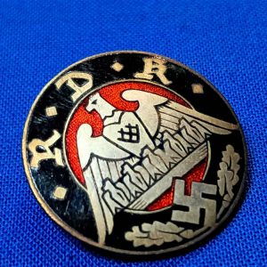 german-world-war-two-larger-families-membership-badge-pin-for-the-r-d-k-great-enamel-with-eagle-and-swastika