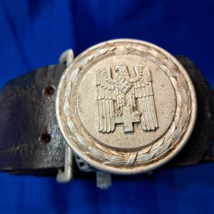 german-world-war-two-belt-buckle-and-belt-red-cross-leader-set-marked-large-size-47-inches-leather