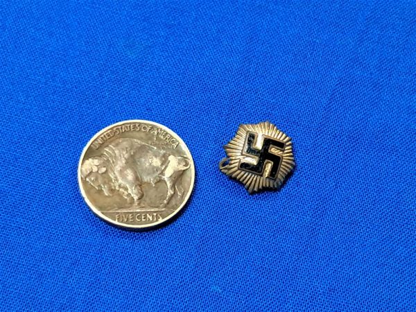 world-war-two-german-air-protection-membership-badge-pin-r-l-b-small-maker-marked