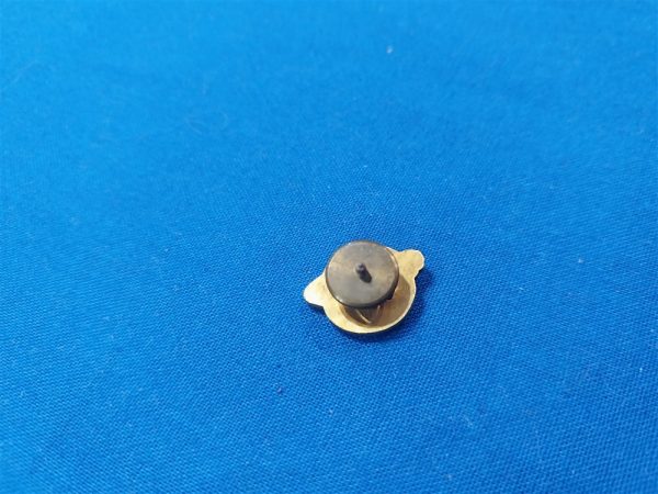 world-war-two-discharge-pin-ruptured-duck-screw-back-marked-meyer-shield-back