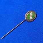 world-war-two-german-saxon-stick-pin-for-land-service-honor-badge-with-wreath-935-marked-silver-maker-lauer