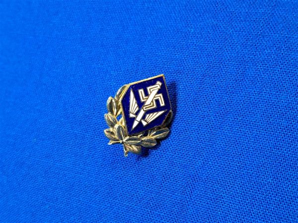 2nd-pattern-honor-german-world-war-two-stenographers-union-pin-for-women-membership-workers-patent-protected-marked-on-back