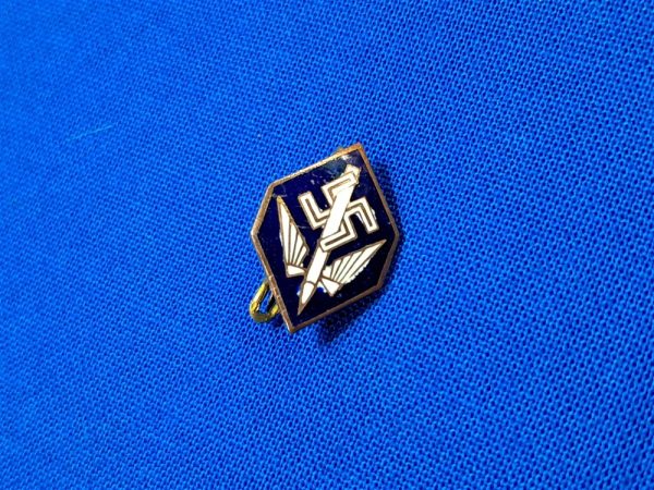 2nd-pattern-german-world-war-two-stenographers-union-pin-for-women-membership-workers-patent-protected-marked-on-back