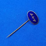 german-world-war-two-stick-pin-wolf-hook-wolfsangel-on-blue-enamel-oval-twisted-wire-correct