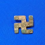 german-world-war-two-klethen-town-n-s-d-a-p-patriotic-badge-bake-lite-material-original-pin-shape-of-swastika