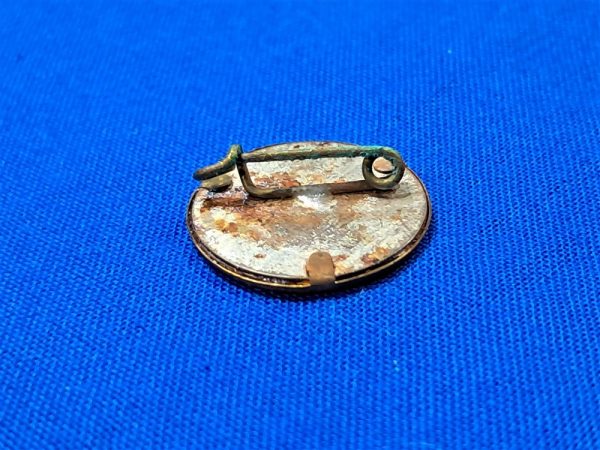 german-world-war-two-volkswagen-company-employee-pin-made-of-tin-small-with-original-pin-on-back