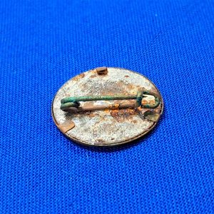 german-world-war-two-volkswagen-company-employee-pin-made-of-tin-small-with-original-pin-on-back