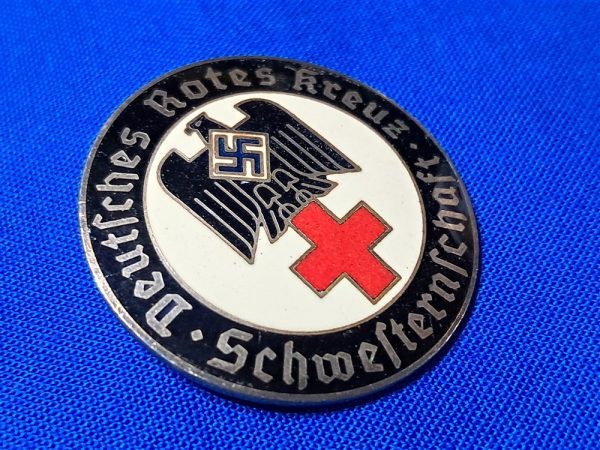 german-world-war-two-red-cross-njurse-pin-numbered-d-r-k-badge-excellent-enamel-maker-marked