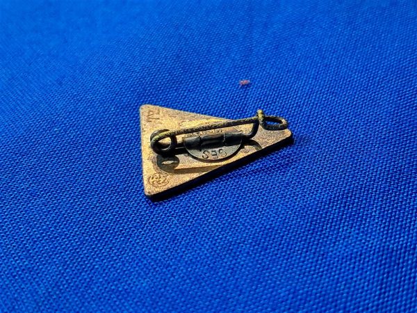 1st-pattern-national-socialist-frauenschaft-member-lapel-pin-enamel-small