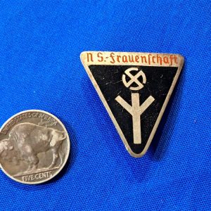 3rd-pattern-german-world-war-two-frauenschaft-member-pin-enamel-with-maker-code-and-r-z-m-mark