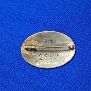 german-world-war-two-sisterhood-nurses-pin-1st-pattern-oval-enamel-excellent-condition-numbered