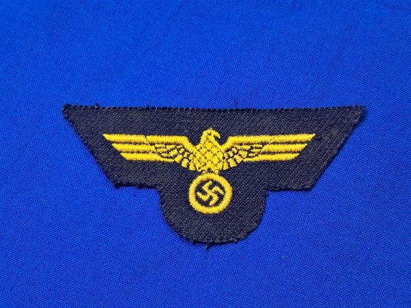 german-world-war-two-wool-navy-overseas-cap-eagle-yellow-on-naval-blue-mint