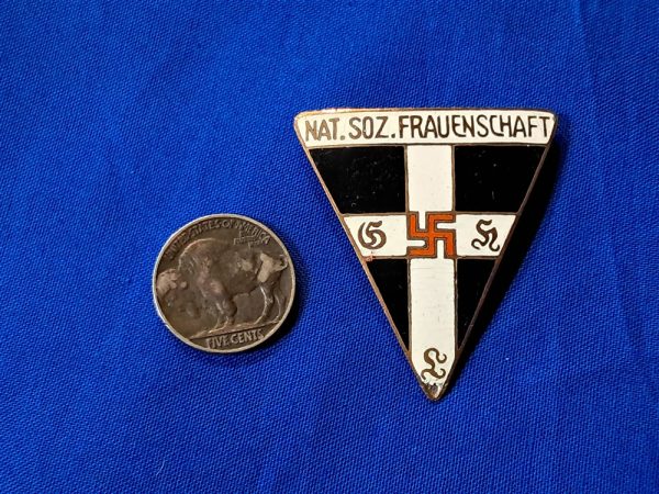 large-2nd-pattern-german-world-war-two-frauenschaft-member-pin-enamel-with-maker-code-and-r-z-m-mark