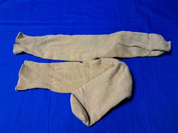 world-war-two-army-enlisted-pair-of-field-socks-wool-matched-set-no-holes