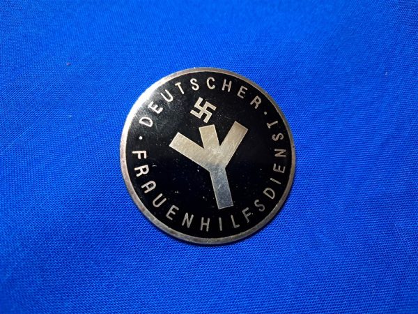 german-world-war-two-woman-auxiliary-badge-frauenschaft-maker-marked-large-enamel-excellent-pin