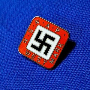 dutch-party-pin-world-war-two-enamel-square-type-member-supporter