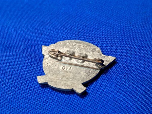 world-war-two-police-donation-pin-1942-dated-zinc-construction