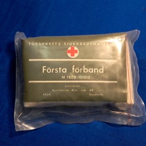 swedish-vitnam-era-bandage-1964-dated-supporting-north-vietnam-with-medical-and-humanitarian-supplies